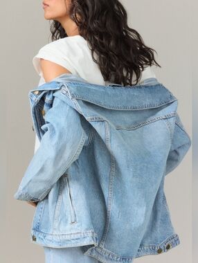 Hatch The Classic Maternity Jean Jacket Lightwash Size XS